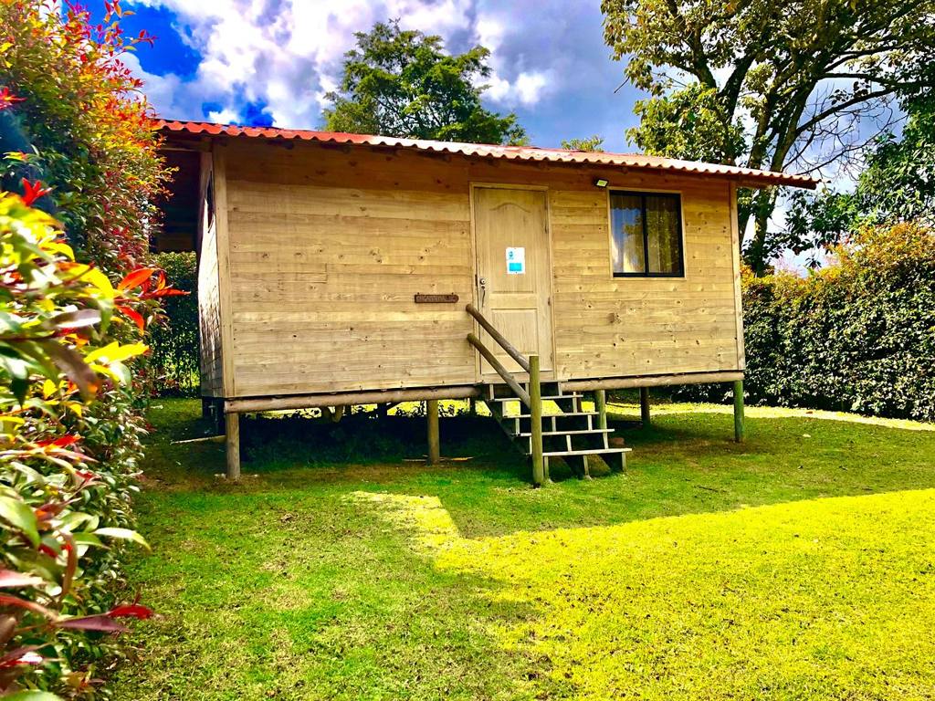 Cabañas Crisantema in Santa Elena and the east hills, Medellín