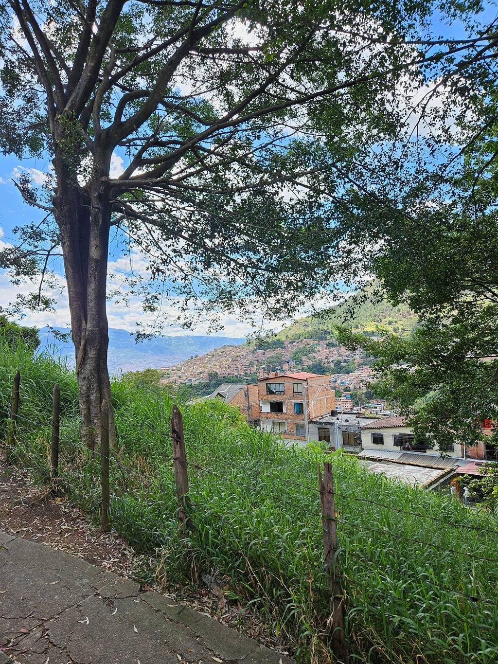 Cabañas Crisantema in Santa Elena and the east hills, Medellín