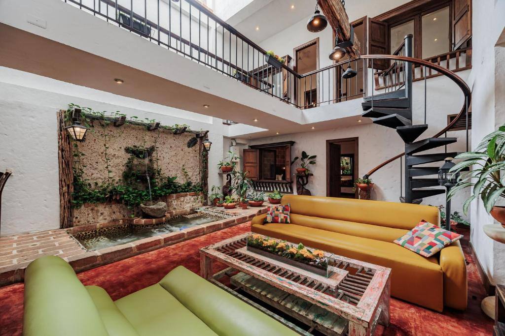 Casa Del Reloj in El Poblado, Medellín