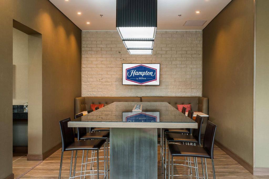 Hampton By Hilton Medellin in El Poblado, Medellín