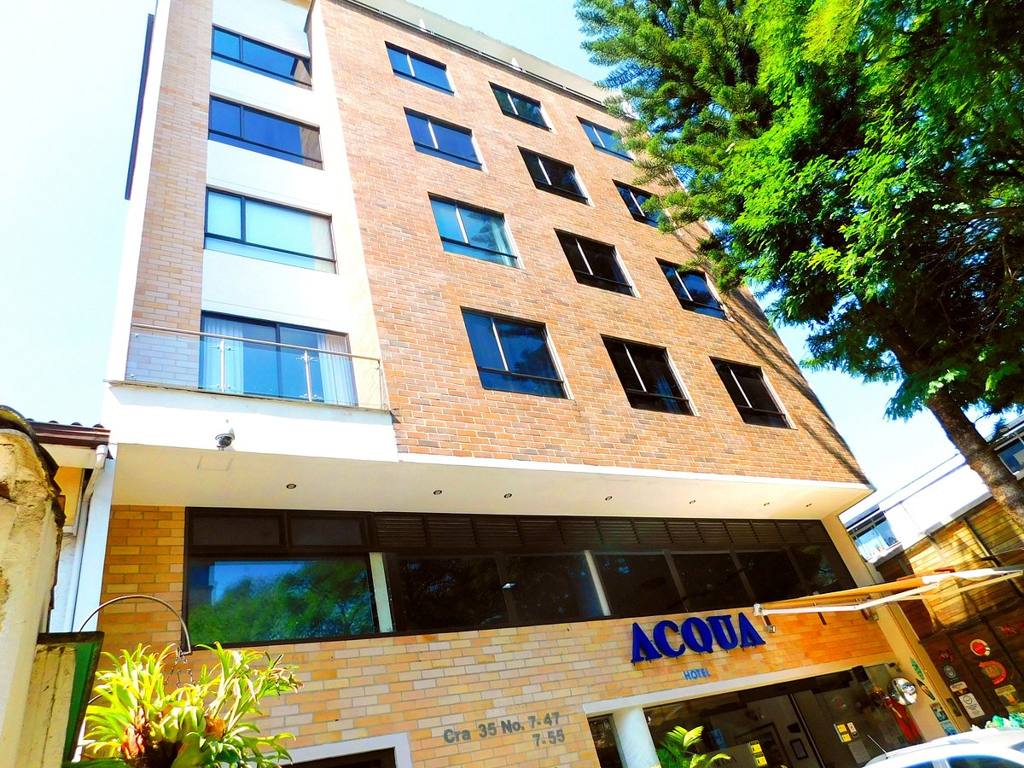 Hotel Acqua Medellìn in El Poblado, Medellín