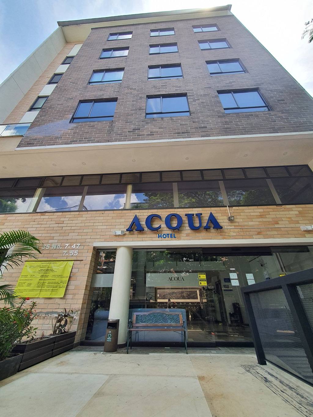 Hotel Acqua Medellìn in El Poblado, Medellín