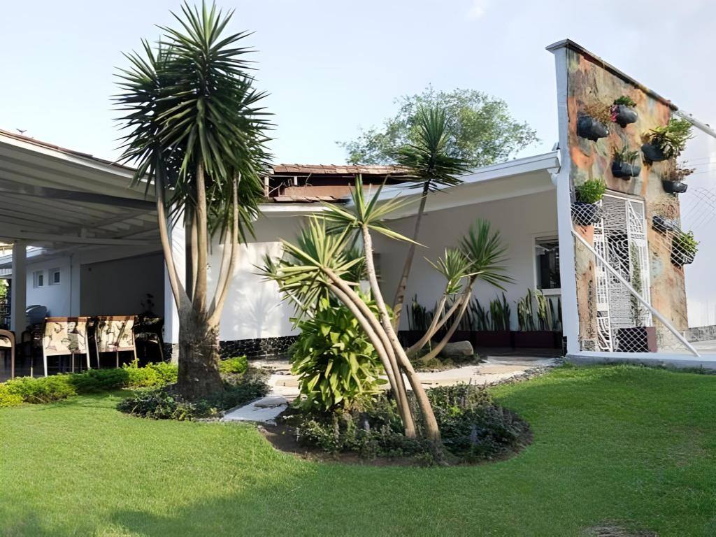 Hotel Aromax del Campestre in El Poblado, Medellín
