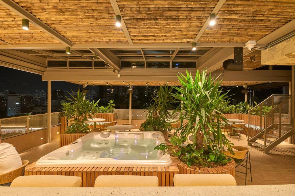 Hotel DIX in El Poblado, Medellín