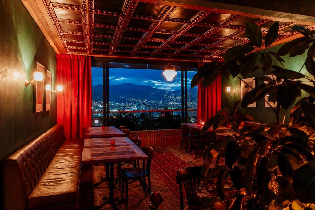 Hotel El Zarzo in El Poblado, Medellín