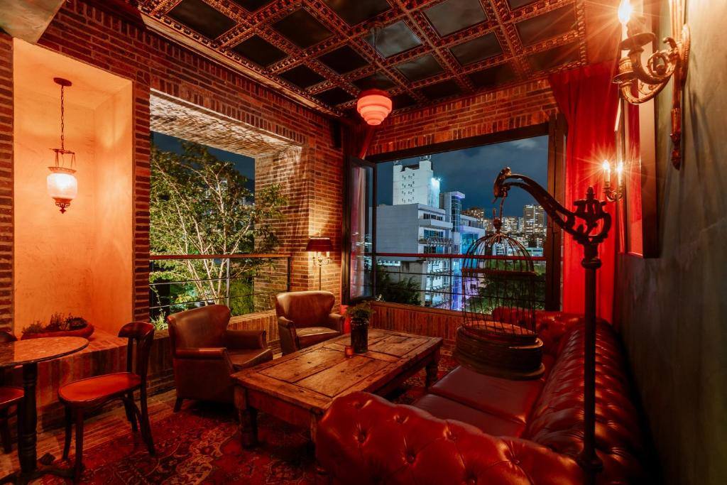 Hotel El Zarzo in El Poblado, Medellín