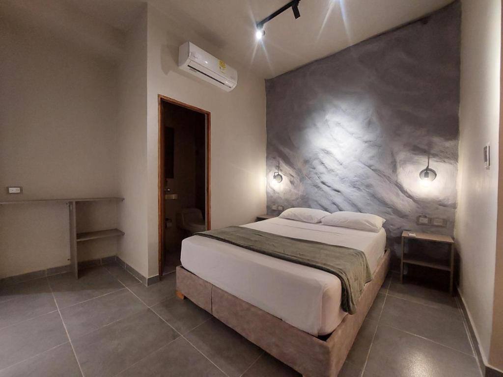 Hotel Kyros by 70 in Laureles and Estadio, Medellín