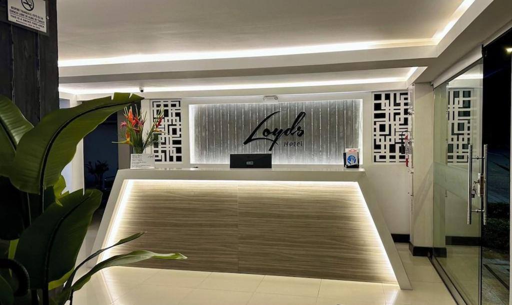 Hotel Loyds in El Poblado, Medellín