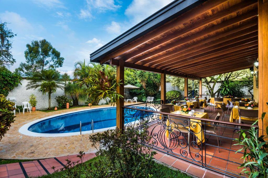 Hotel Portales del Campestre in El Poblado, Medellín