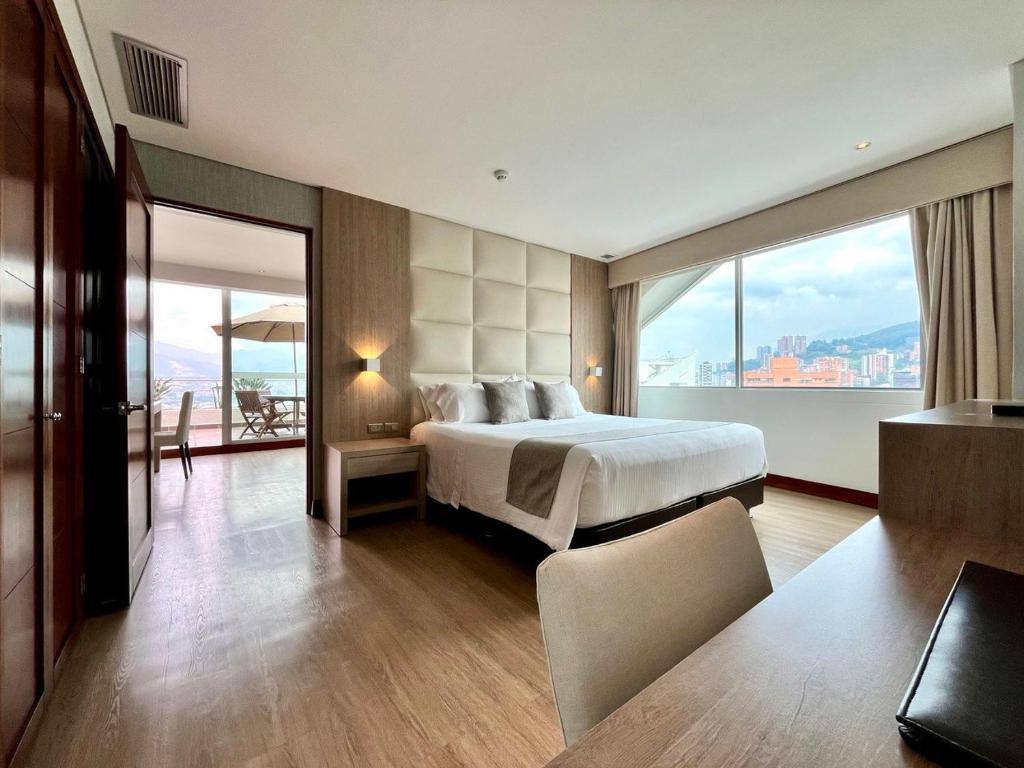 Hotel San Fernando Plaza Medellin in El Poblado, Medellín