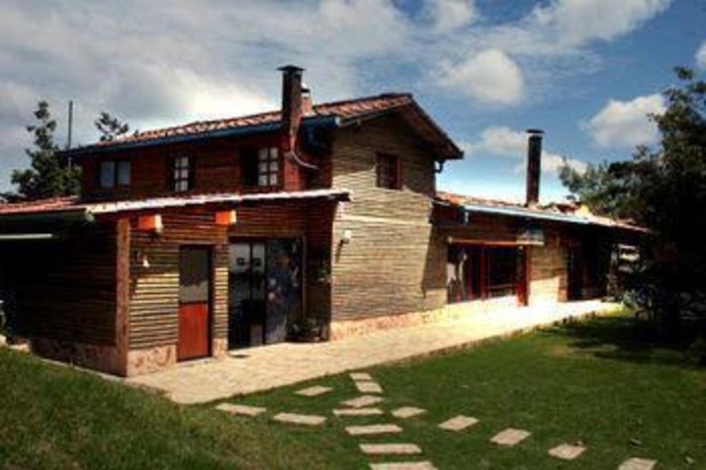 La Montana Magica in Santa Elena and the east hills, Medellín