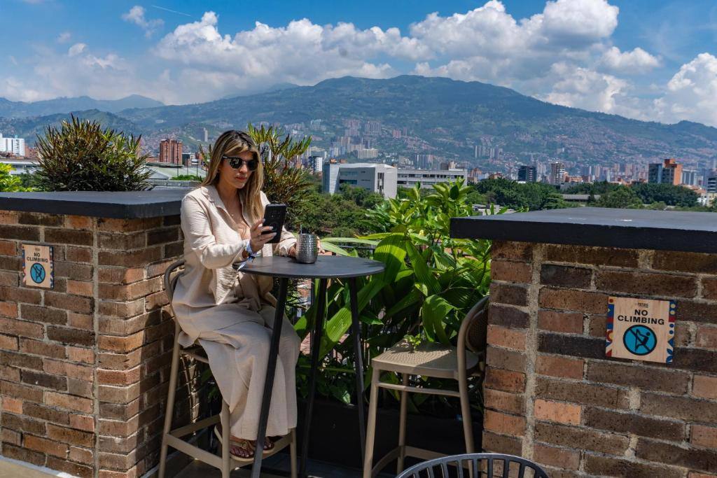 Los Patios Cool Living in Laureles and Estadio, Medellín