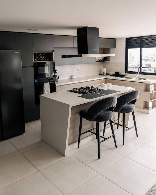 Luxury Suites Gema By Cadissa in Laureles and Estadio, Medellín