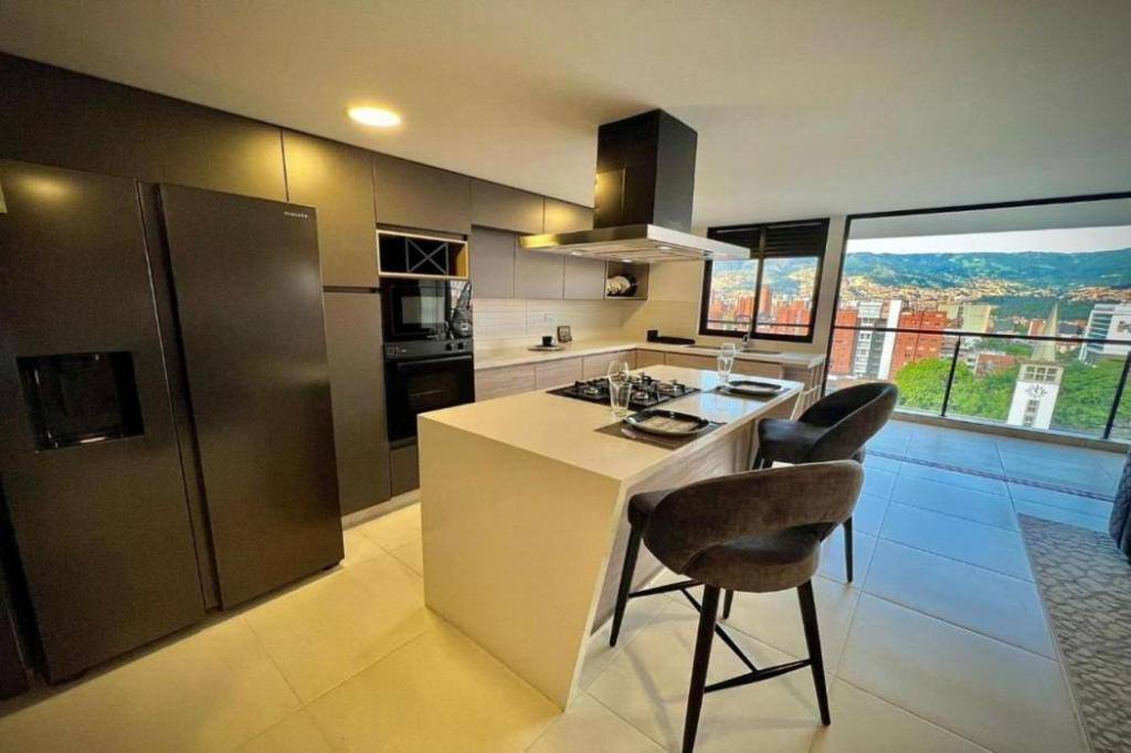 Luxury Suites Gema By Cadissa in Laureles and Estadio, Medellín