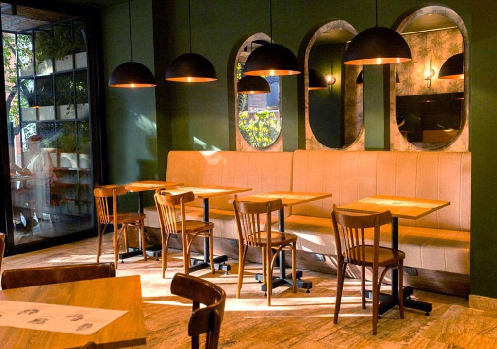Sloh Hotel & Bar Manila Medellin in El Poblado, Medellín