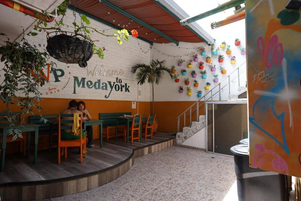 The Wandering Paisa in Laureles and Estadio, Medellín