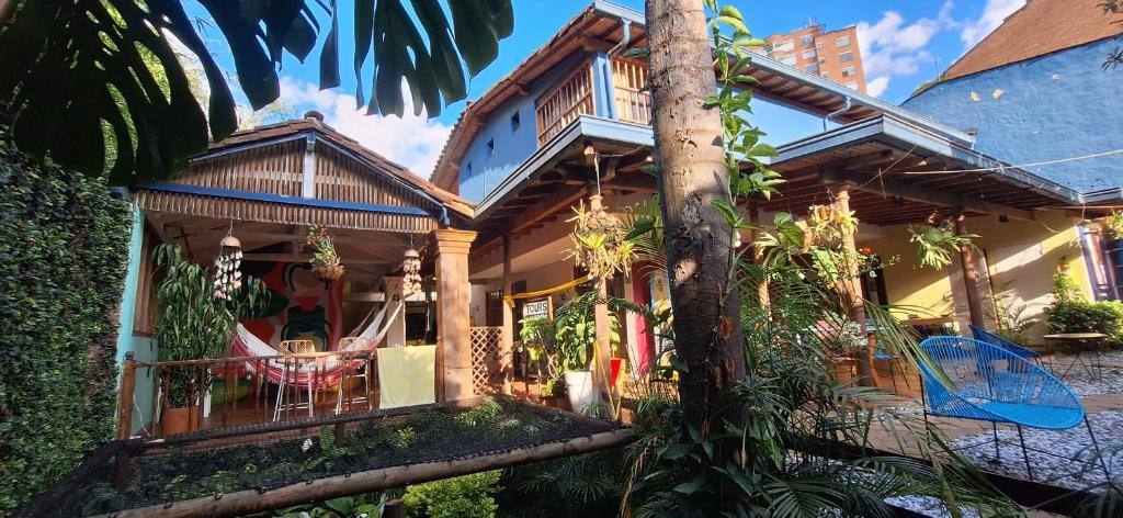 Yolo Hostel Medellin in El Poblado, Medellín
