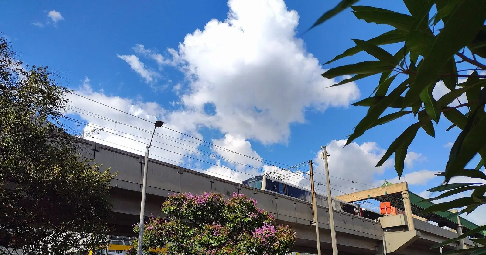 A Medellín Metro train