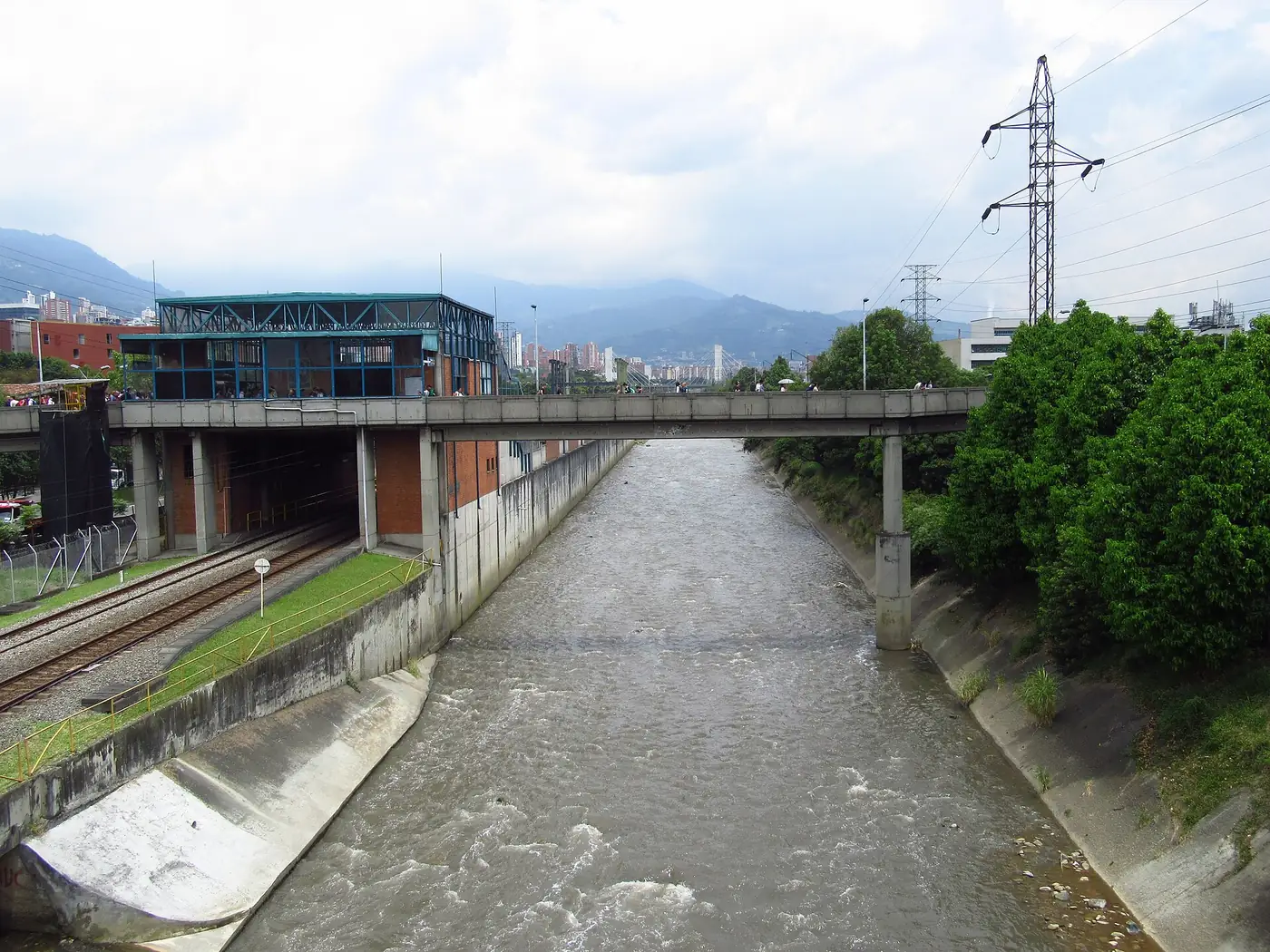 Poblado Metro station beside the Medellín River